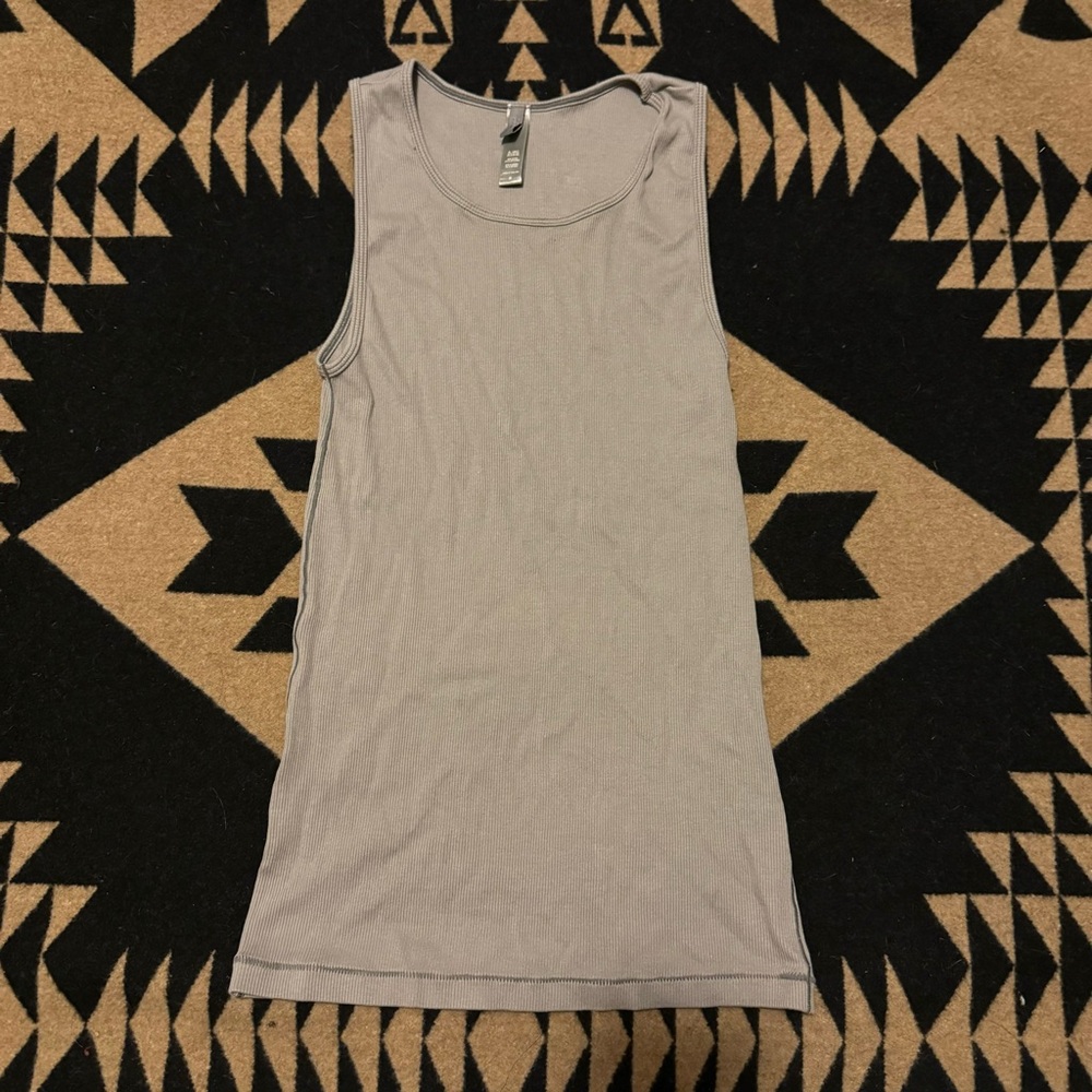 ✨SKIMS✨ Tank
